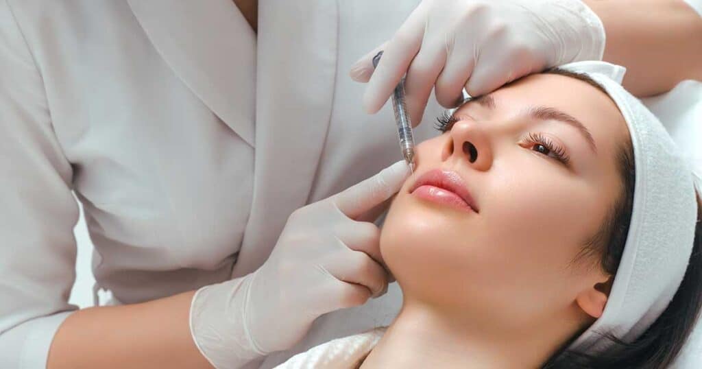 Tiêm filler giúp trẻ hóa da 