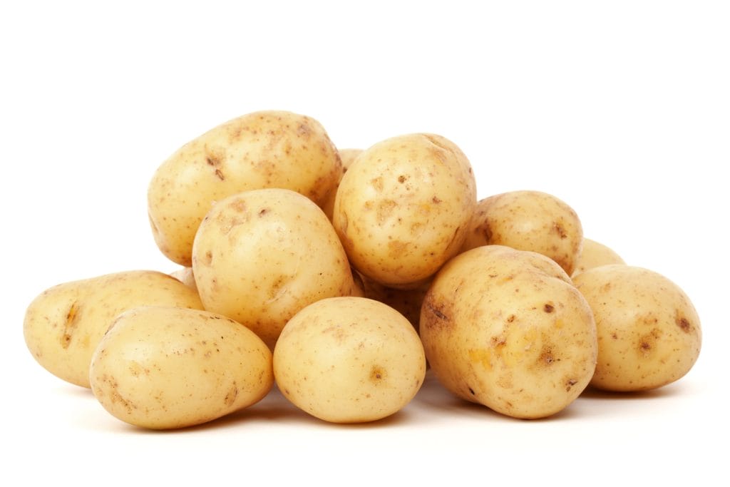 Khoai tây làm mờ nám da