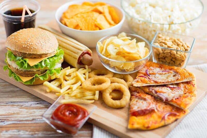 Hạn chế đường và các thực phẩm chế biến sẵn