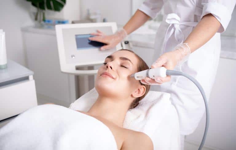 Trị tàn nhang bằng công nghệ laser