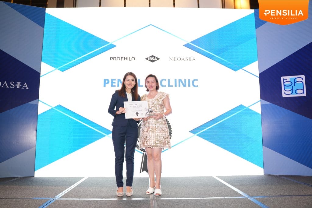 Pensilia nhận giải thưởng giải thưởng Profhilo Platinum Award 2023