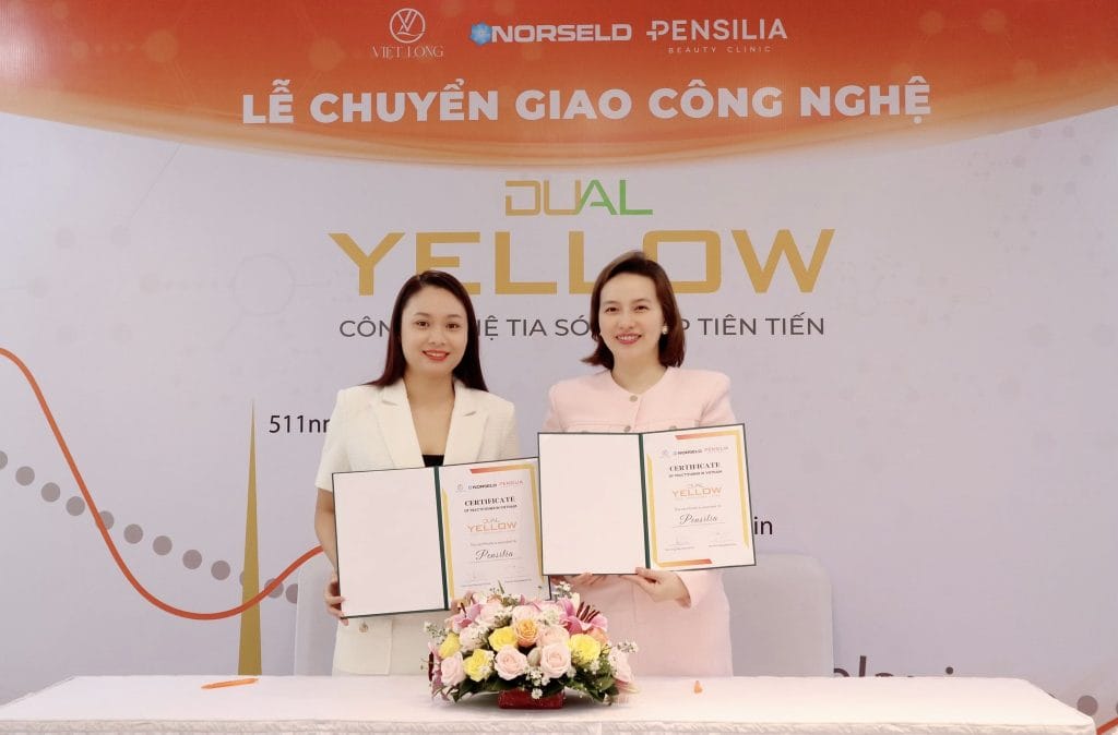 Lễ ký kết chuyển giao công nghệ Dual Yellow Laser