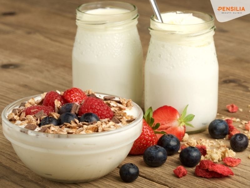 Sữa chua là nguồn cung cấp vitamin B5 và probiotic